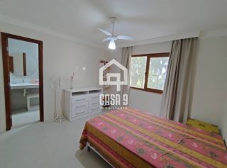 Casa térrea em terreno privativo com 4 suítes para aluguel anual no condomínio Fazenda Praia do Forte Bahia