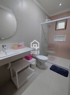 Casa térrea em terreno privativo com 4 suítes para aluguel anual no condomínio Fazenda Praia do Forte Bahia