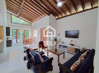 Casa térrea em terreno privativo com 4 suítes para aluguel anual no condomínio Fazenda Praia do Forte Bahia