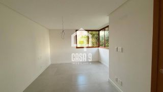 Casa duplex 04 suítes a venda com Piscina Privativa no Condomínio Fazenda Praia do Forte Bahia