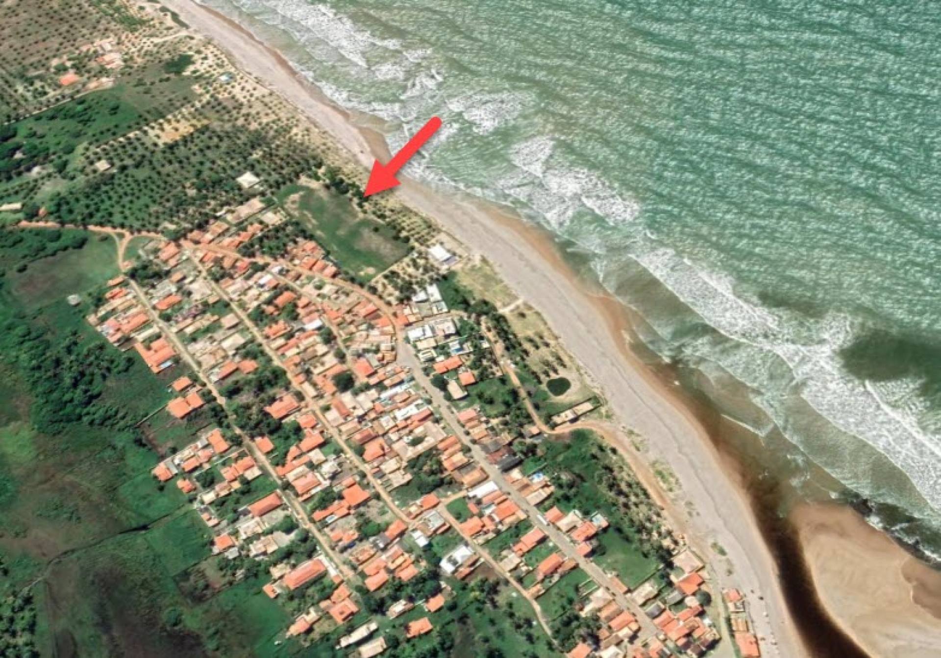 Área com 18.232,37 mil² frente mar em Barra de Itariri Conde Bahia