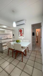 Apartamento duplex com 3 suítes pé na areia e mobiliado a venda em Itacimirim Bahia