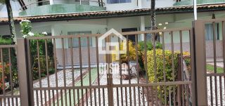 Village a venda com 4 quartos no condomínio Água em Guarajuba Bahia