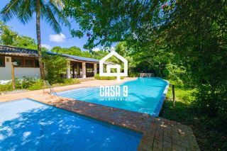Casa térrea 03 quartos com Piscina Privativa pra locação anual no Condomínio Fazenda Praia do Forte Bahia