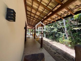 Casa térrea 03 quartos com Piscina Privativa pra locação anual no Condomínio Fazenda Praia do Forte Bahia