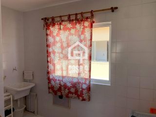 Apartamento a venda com 2 quartos no Costa Esmeralda em Guarajuba