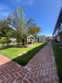 Apartamento superior com varanda novo a venda com 2 suítes em Imbassai Bahia