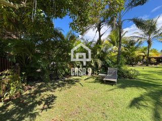 Casa a venda com 6 suítes e piscina privativa mobiliada no Residencial Praia do Forte em Praia do Forte Bahia