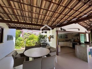 Casa a venda com 6 suítes e piscina privativa mobiliada no Residencial Praia do Forte em Praia do Forte Bahia