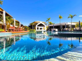 Apartamento térreo a venda com 3 suítes mobiliado no Porto da Espera em Itacimirim Bahia