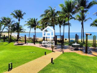 Apartamento térreo a venda com 3 suítes mobiliado no Porto da Espera em Itacimirim Bahia