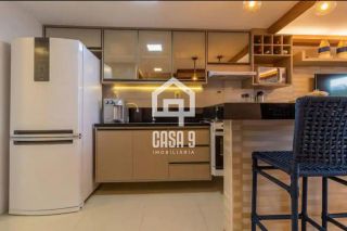 Apartamento Triplex a venda mobiliado com 5 quartos na Praia do Surf em Itacimirim Bahia