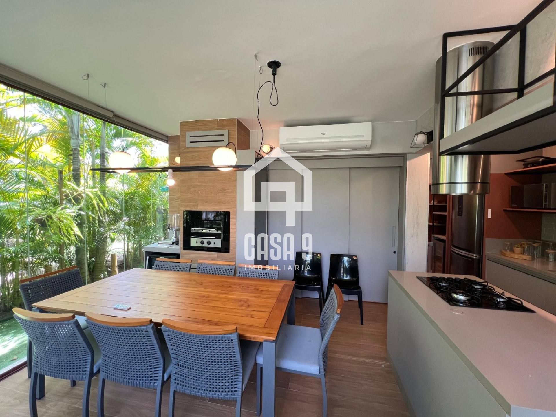 Apartamento térreo a venda com 2 suítes mobiliado no condomínio Vila da Enseada em Praia do Forte Bahia