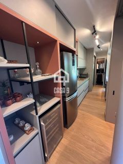 Apartamento térreo a venda com 2 suítes mobiliado no condomínio Vila da Enseada em Praia do Forte Bahia