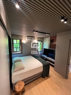 Apartamento térreo a venda com 2 suítes mobiliado no condomínio Vila da Enseada em Praia do Forte Bahia