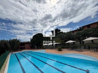 Apartamento térreo para locação anual com 2 quartos condomínio VILA NOVA DO CASTELO em Praia do Forte Bahia