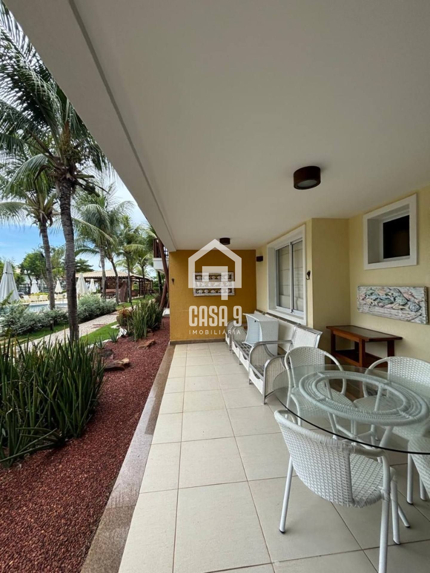 Apartamento térreo a venda com 3 suítes condomínio VILA DAS FLORES na Praia da Espera em Itacimirim Bahia