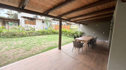 Casa semimobiliada com 3 quartos a venda no Praia do Forte Exclusive em Praia do Forte Bahia