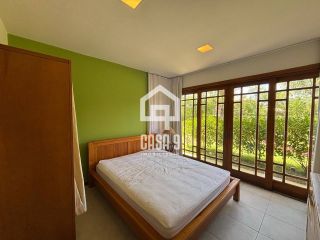 Apartamento térreo a venda com 2 suítes no Village das Acácias Piscinas Naturais Praia do Forte Bahia