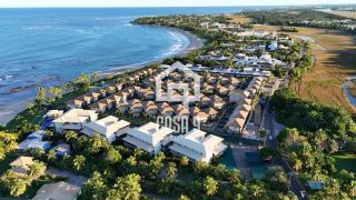 Casa com 03 suítes mobiliada pé na areia piscina privativa no condomínio Marlua em Itacimirim Bahia