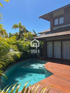 Casa com 4 suítes mobiliada pé na areia piscina privativa no condomínio Marlua em Itacimirim Bahia