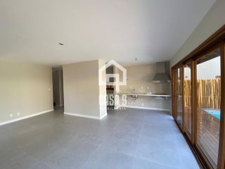 Casa com 4 suítes pé na areia piscina privativa no condomínio Marlua em Itacimirim Bahia