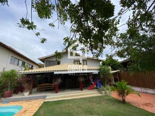 Casa a venda com 4 quartos no condomínio Porto das Baleias em Praia do Forte Bahia