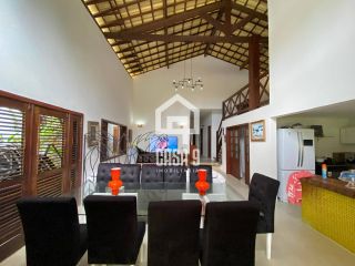 Casa a venda com 4 quartos no condomínio Porto das Baleias em Praia do Forte Bahia