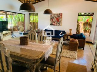 Casa a venda com 5 quartos no condomínio Porto das Baleias em Praia do Forte Bahia