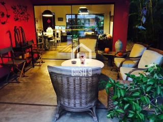 Casa a venda com 5 quartos no condomínio Porto das Baleias em Praia do Forte Bahia