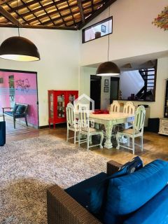 Casa a venda com 5 quartos no condomínio Porto das Baleias em Praia do Forte Bahia