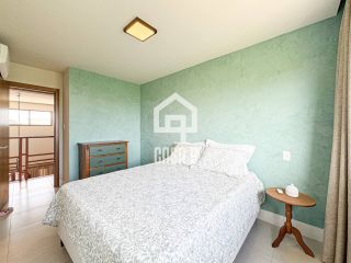 Apartamento superior duplex mobiliado com 4 suítes a venda no condomínio Porto Feliz em Itacimirim Bahia