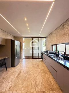 Casa a venda com 6 suítes mobiliada no condomínio Praia Bella em Praia do Forte Bahia