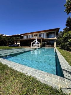 Casa a venda com 6 suítes mobiliada no condomínio Praia Bella em Praia do Forte Bahia