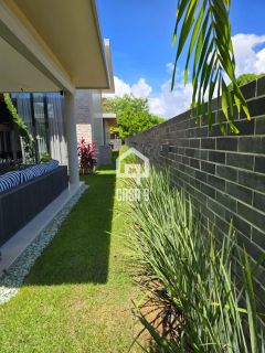 Casa térrea mobiliada com 5 suítes a venda no condomínio Enseada Praia da Espera em Itacimirim Bahia