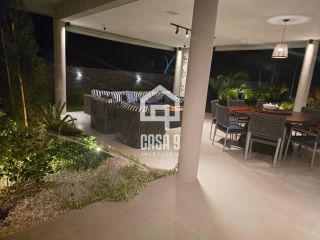 Casa térrea mobiliada com 5 suítes a venda no condomínio Enseada Praia da Espera em Itacimirim Bahia