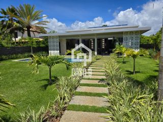 Casa térrea mobiliada com 5 suítes a venda no condomínio Enseada Praia da Espera em Itacimirim Bahia