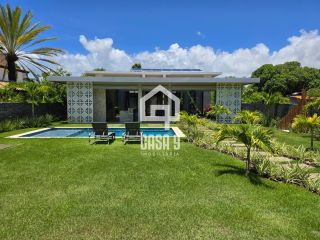 Casa térrea mobiliada com 5 suítes a venda no condomínio Enseada Praia da Espera em Itacimirim Bahia