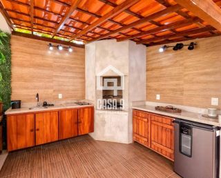 Casa a venda com 6 quartos no condomínio Paraiso em Guarajuba Bahia