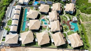 Apartamento térreo duplex com 2 suítes a venda no condomínio Bali Exclusive em Itacimirim Bahia