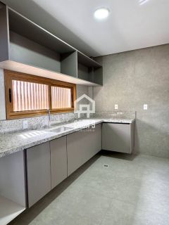 Apartamento térreo duplex com 2 suítes a venda no condomínio Bali Exclusive em Itacimirim Bahia