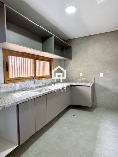 Apartamento mobiliado térreo com 3 suítes frontal mar a venda no condomínio Bali Exclusive em Itacimirim Bahia