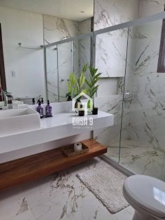 Casa mobiliada com 5 suítes a venda no condomínio Praia Bella em Praia do Forte Bahia