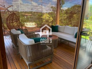 Casa mobiliada com 5 suítes a venda no condomínio Praia Bella em Praia do Forte Bahia