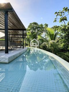 Casa mobiliada com 5 suítes a venda no condomínio Praia Bella em Praia do Forte Bahia