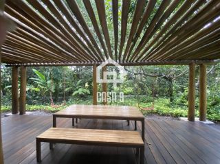 Casa mobiliada com 5 suítes a venda no condomínio Praia Bella em Praia do Forte Bahia