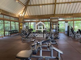 Casa mobiliada com 5 suítes a venda no condomínio Praia Bella em Praia do Forte Bahia