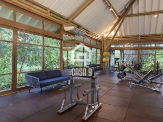 Casa mobiliada com 5 suítes a venda no condomínio Praia Bella em Praia do Forte Bahia