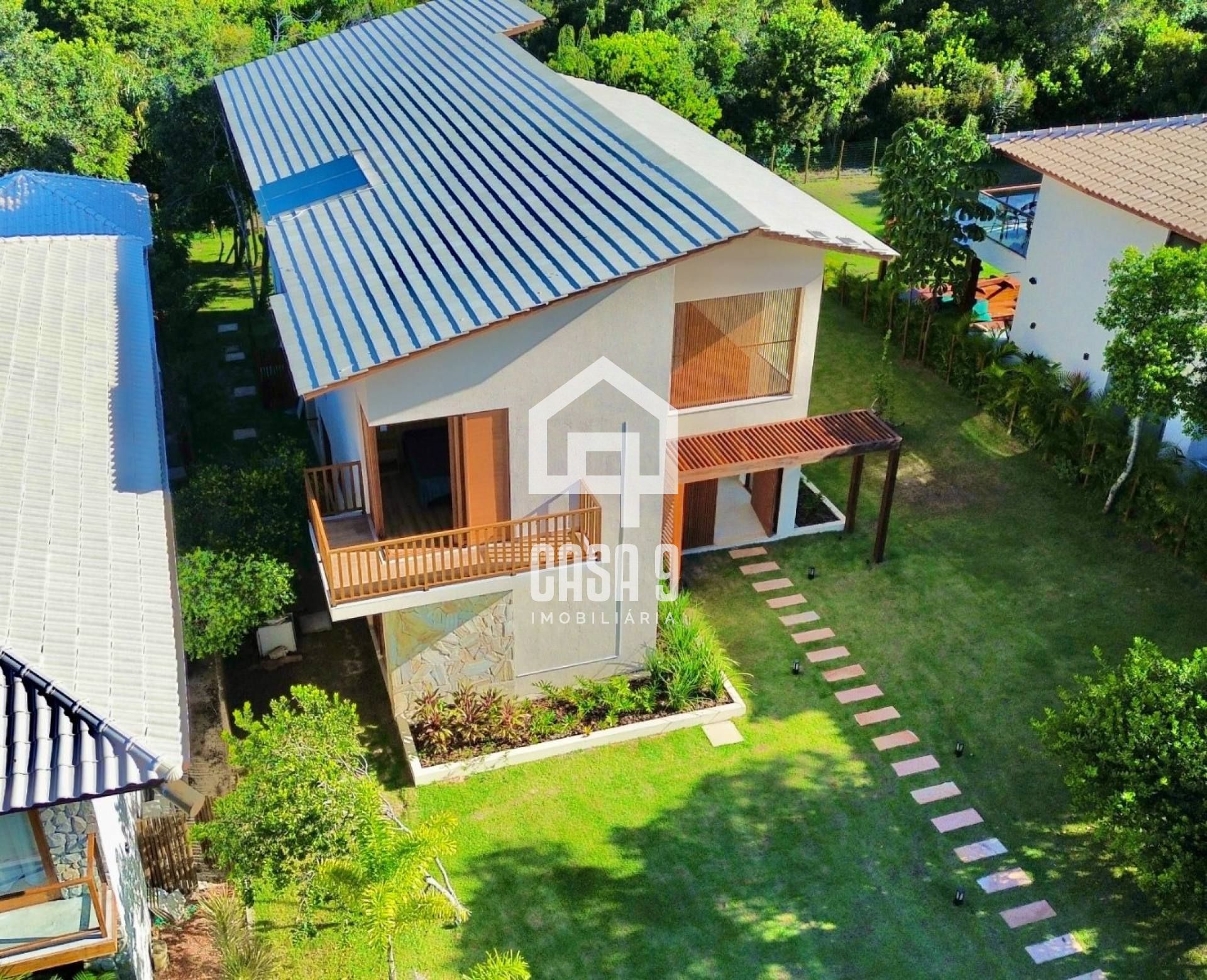 Exclusiva Casa de Alto Padrão na Praia do Forte – 5 Suítes, Piscina e Renda Imediata