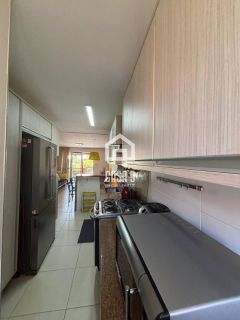 Apartamento superior mobiliado com 3 suítes a venda no condomínio Vila das Flores em Itacimirim Bahia